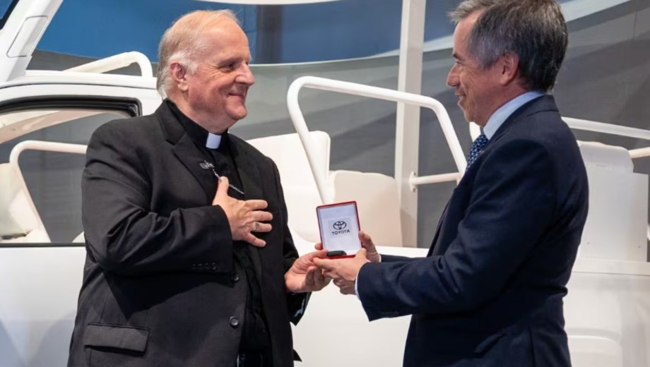 Presentaron el Papamóvil que usará el papa León XIV. Foto: Gentileza NA.