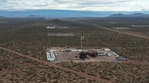 Imagen de Pluspetrol y GyP entran al RIGI con US$12.400 millones para llevar Bajo del Choique-La Invernada a más de 100.000 barriles diarios