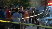 Imagen de Conmoción en Estados Unidos: mató a ocho personas en un tiroteo, incluido dos niños y una mujer embarazada
