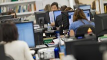 Imagen de El 60% de los trabajadores gana $1.000.000 o menos, según el Indec: qué pasó con los ingresos formales