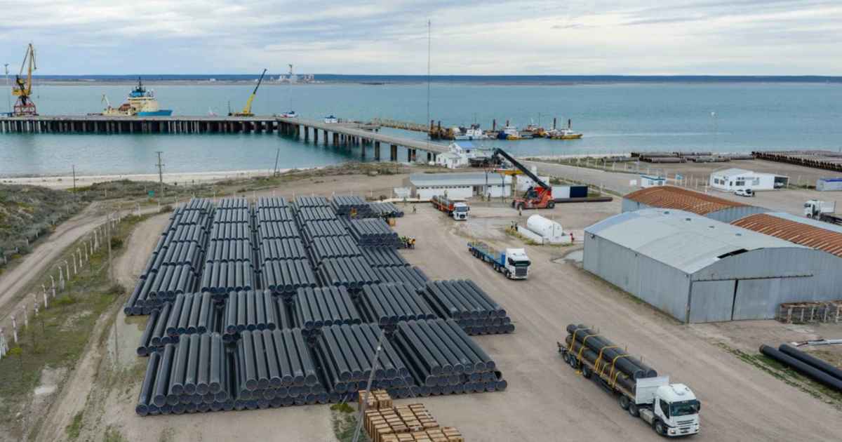 Inició el traslado de caños para el Gasoducto San Matías en Río Negro