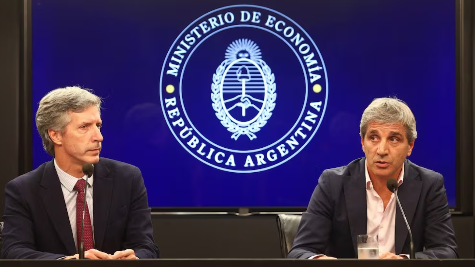El Gobierno emite $221.119 millones en bonos para cubrir deudas de obra pública