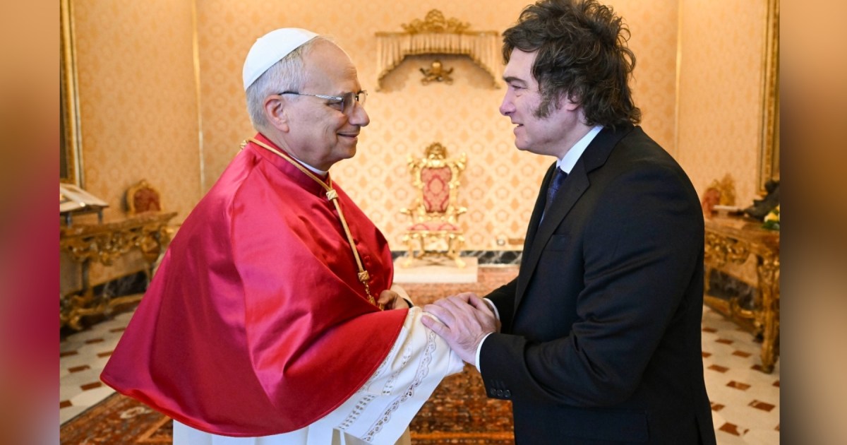 Milei envía un mensaje al papa León XIV por su intervención quirúrgica