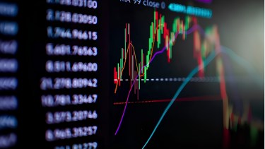 Las claves detrás de la tendencia del riesgo país: entre el impulso local y el freno de la Fed