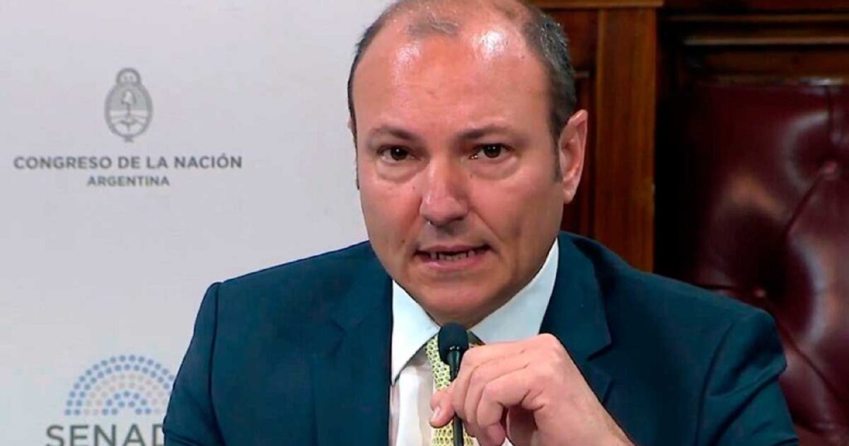 Destituyen al juez federal Gastón Salmain por corrupción y podrían detenerlo