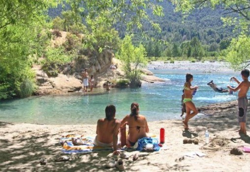 Nada mejor que bañarse en los ríos de El Bolsón