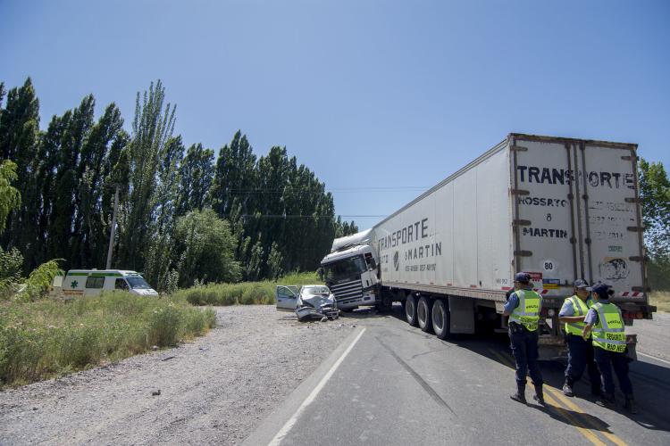 Maniobra de un chofer evitó una tragedia en la Ruta 22 - Diario Río Negro